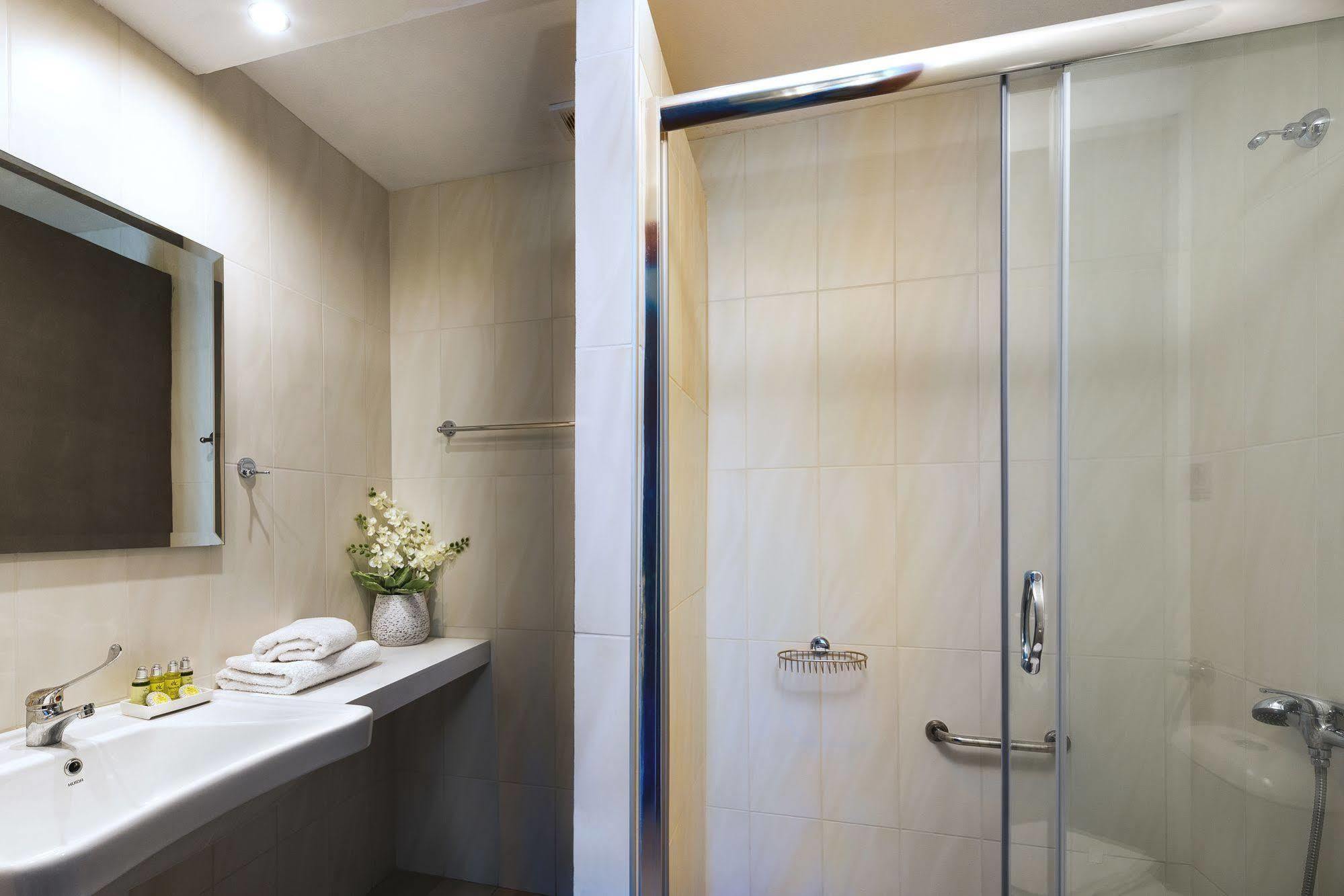 לרפטרה Coral Hotel מראה חיצוני תמונה